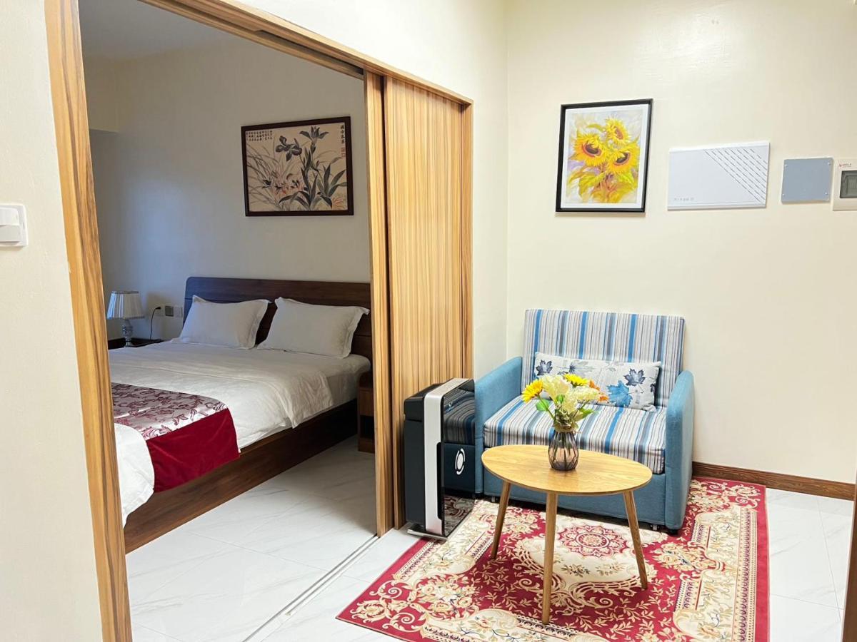 Grand Riviera Suites Манила Экстерьер фото