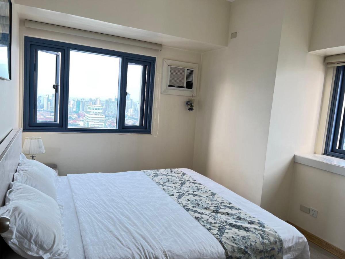 Grand Riviera Suites Манила Экстерьер фото