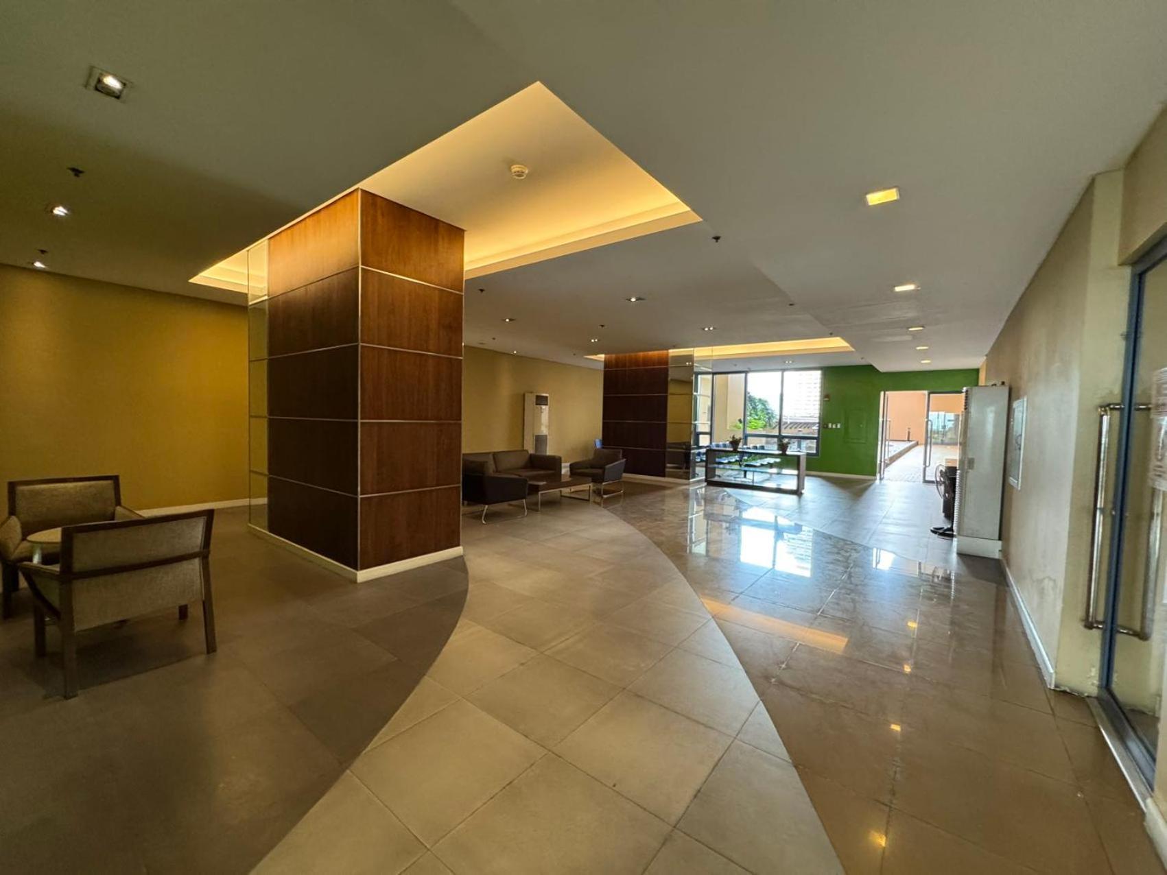 Grand Riviera Suites Манила Экстерьер фото
